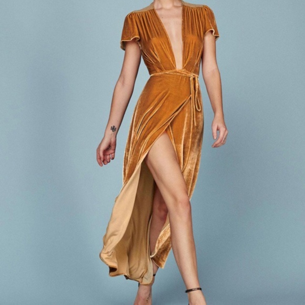 NWT gold mustard velvet wrap dress sz medium